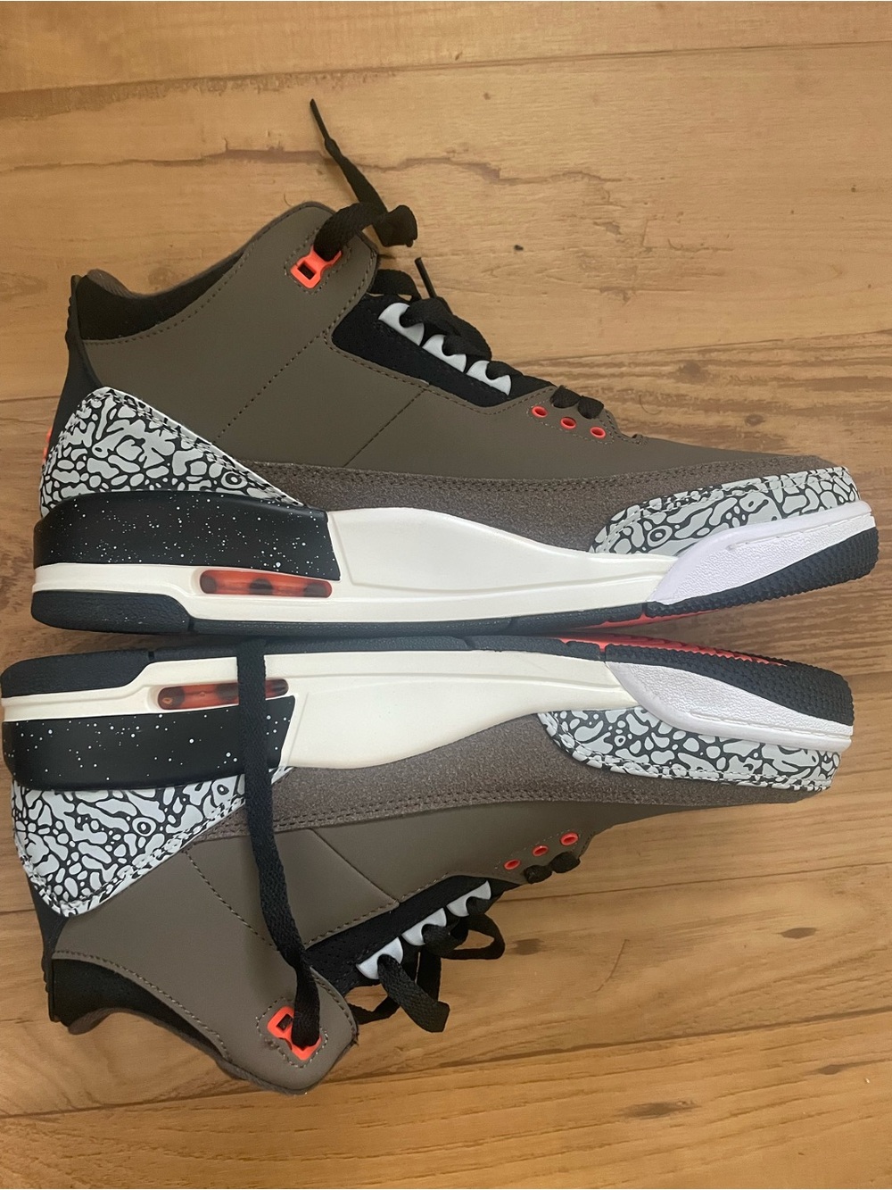 Men’s Jordan shoes sneakers size 11.5 - Picture 4 of 5
